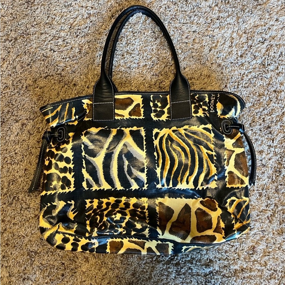 Dooney & Bourke Leopard Print Women's Bag - Picture 4 of 8